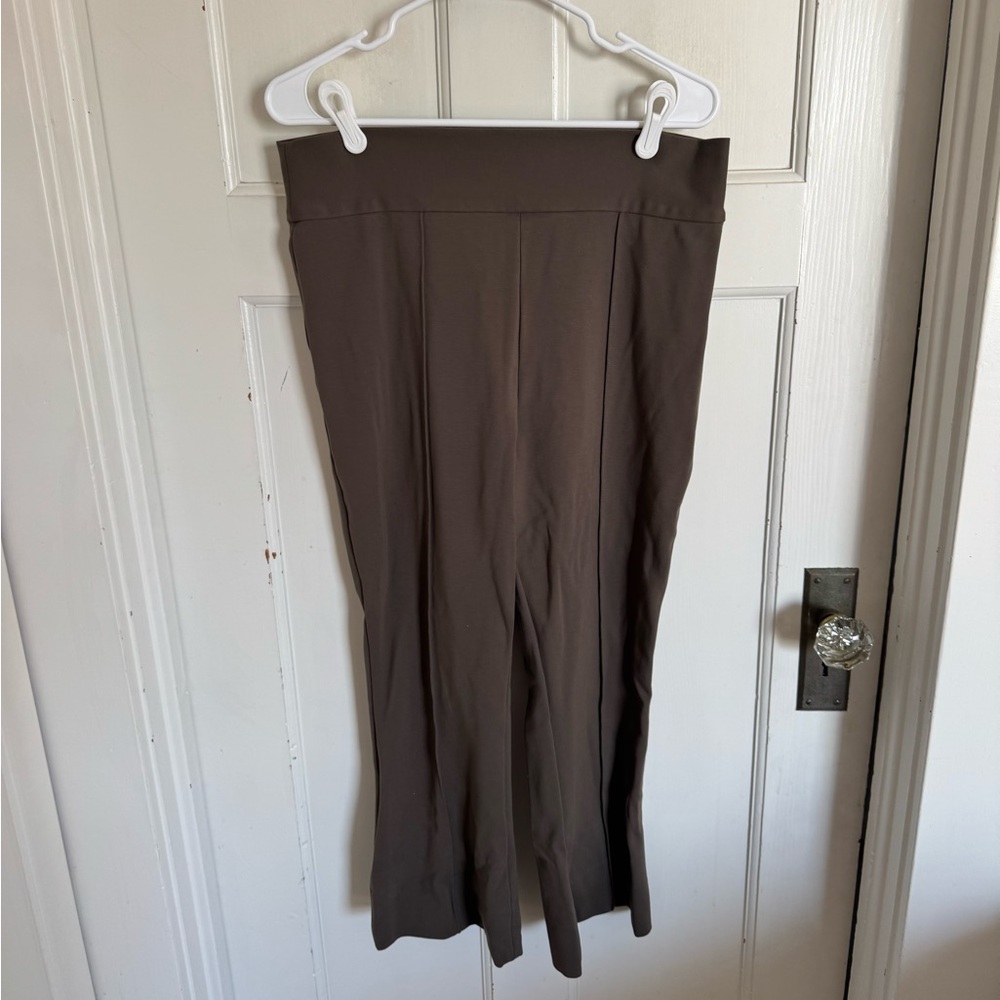 M.M. LaFleur taupe brown cropped pants size xl
